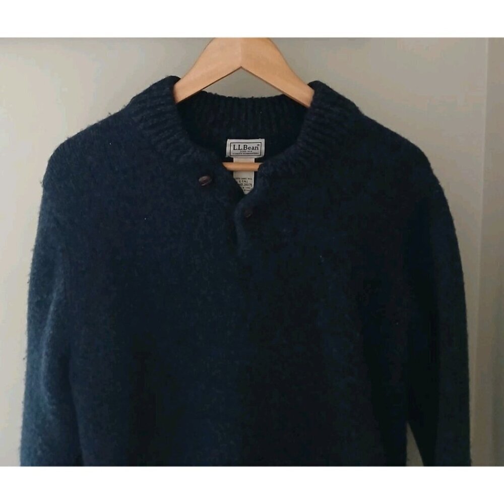 L.L. Bean Classic Ragg Lambs Wool Henley Sweater